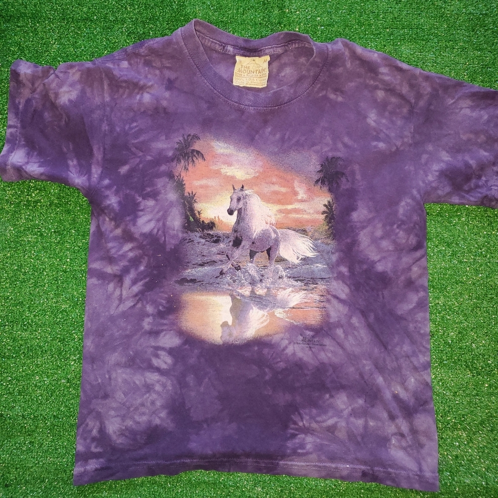 The Mountain 2006 Shirt "White Horse with Horns"